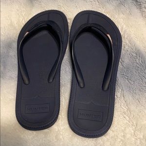 Hunter flip flops